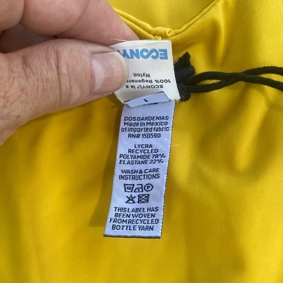 Dos Gardenia’s Yellow One-Piece Swimsuit - Picture 4 of 4